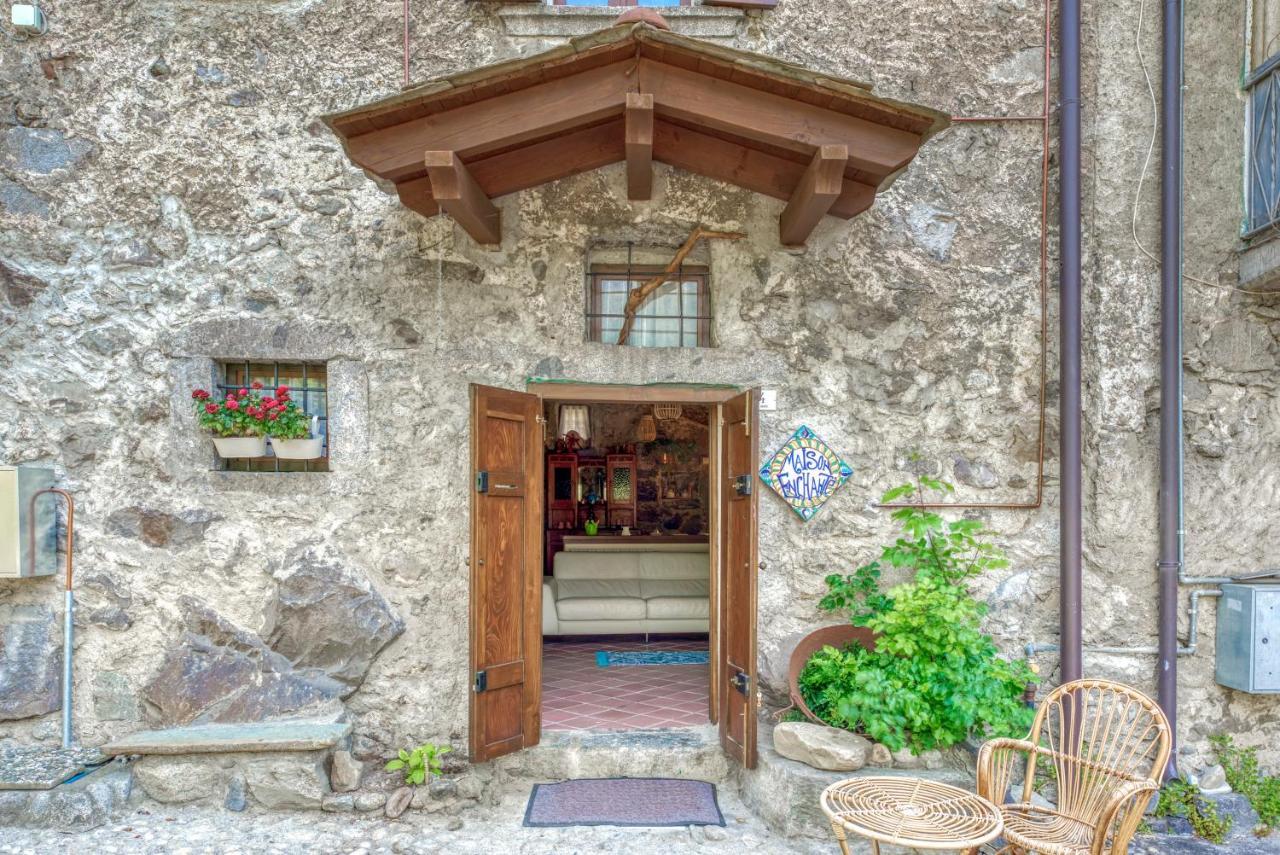 Capo di Ponte Maison Enchantee מראה חיצוני תמונה